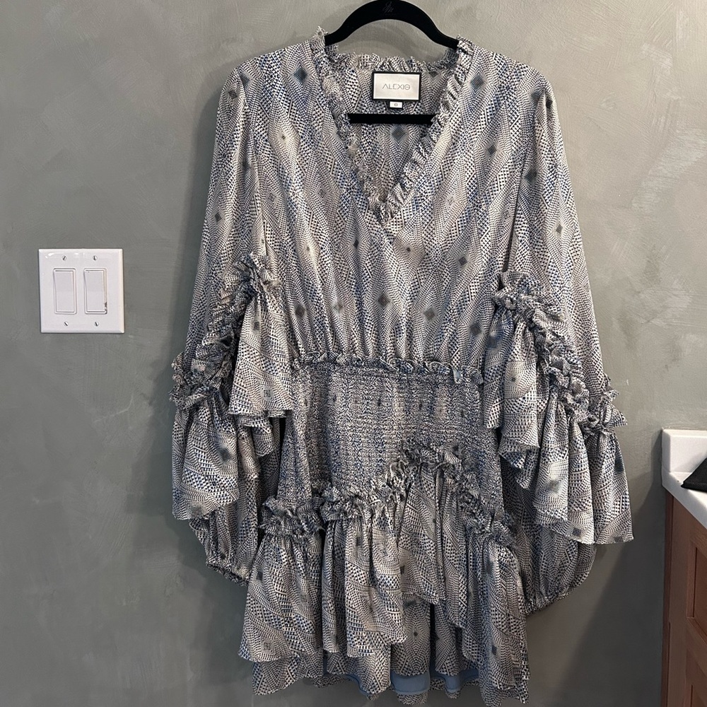 Alexis dress!!